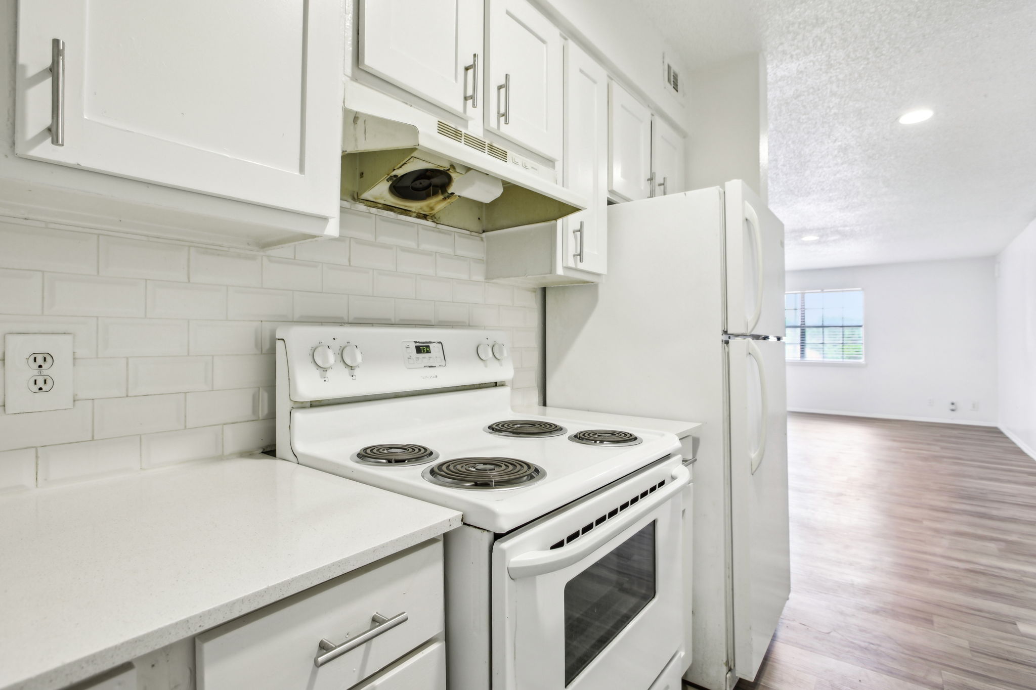 Jewel Apartment Homes Image 6